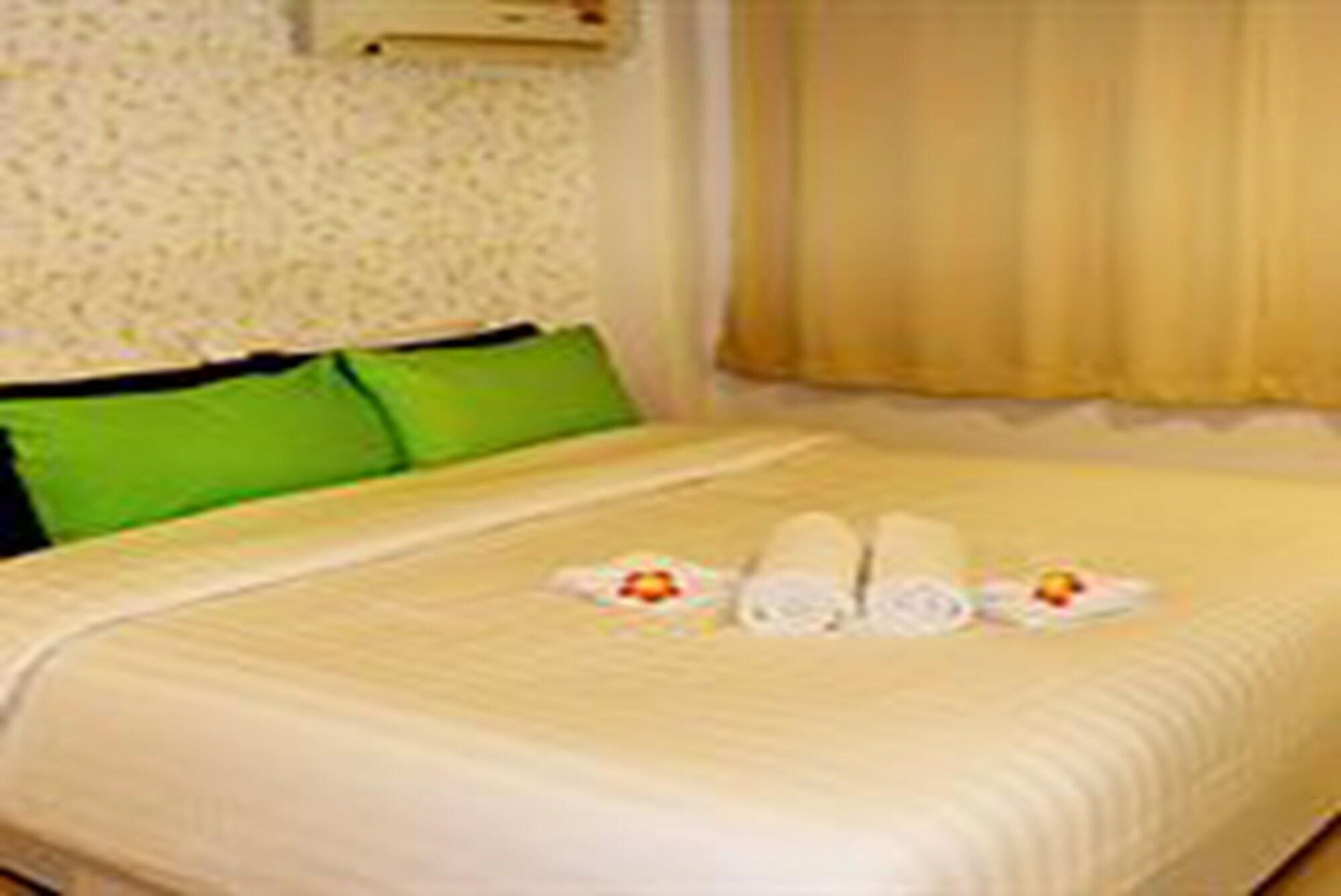 Hotel Nantra Silom Bangkok Exterior foto